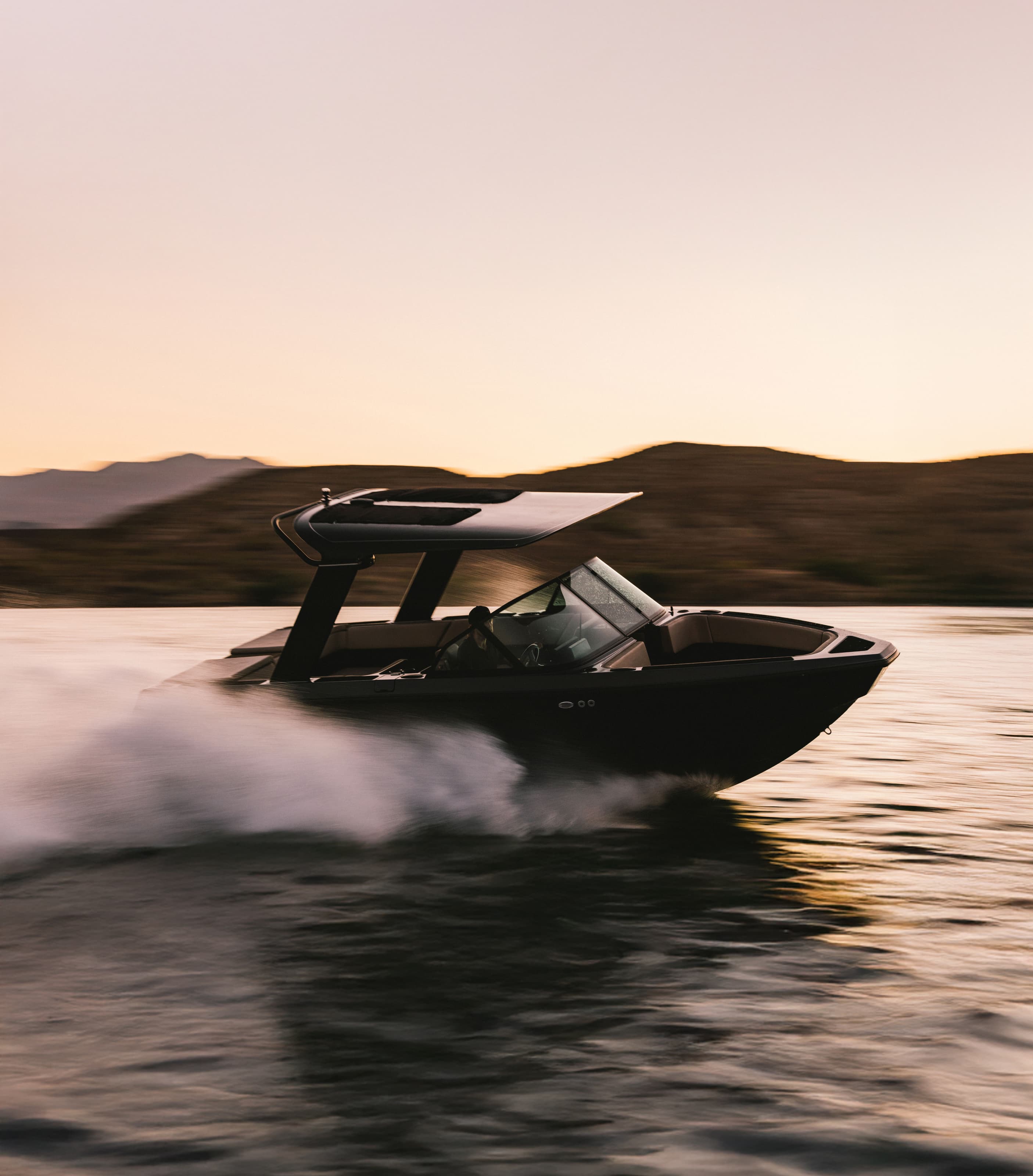Arc Sport by Arc Boats - Electric watersports boat on water