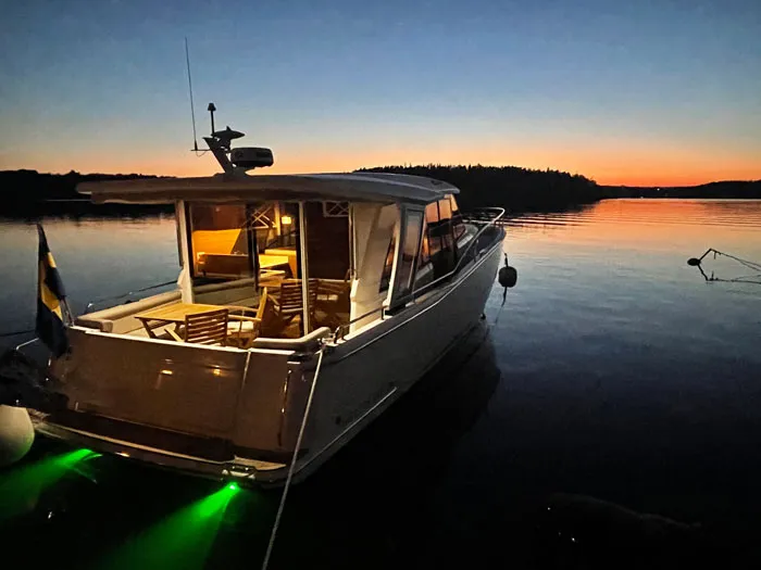 39 Hybrid by Greenline - Electric yacht